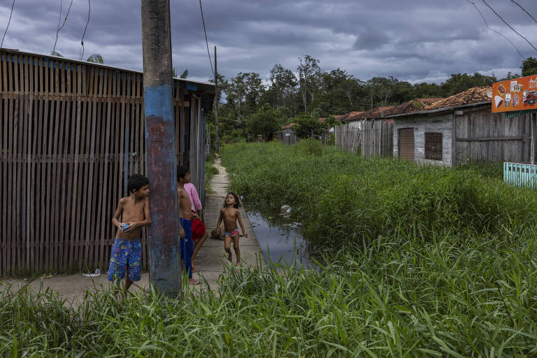 Fome invade casas de ribeirinhos no Marajó e crianças ficam sem merenda após jornadas até escolas