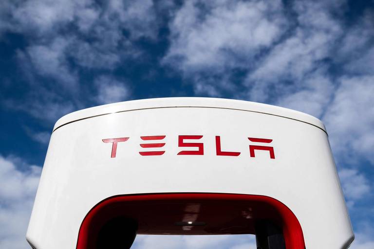 Elon Musk demite equipe responsável pelos supercarregadores da Tesla