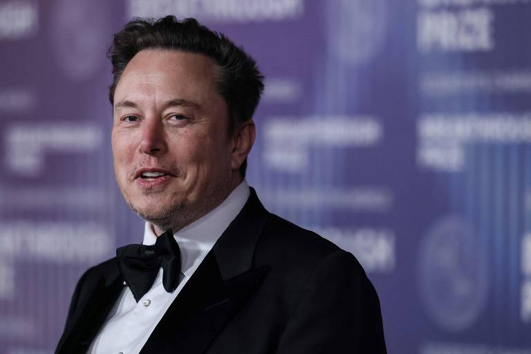 Elon Musk chega para evento no museu de cinema em Los Angeles, nos Estados Unidos