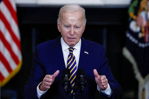 FILE PHOTO: U.S. President Joe Biden delivers remarks urging Congress to pass the Emergency National Security Supplemental Appropriations Act in the State Dining Room at the White House in Washington, U.S., February 6, 2024. REUTERS/Evelyn Hockstein/File Photo ORG XMIT: FW1