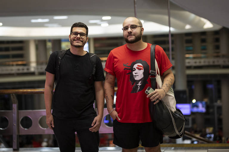 Ex-namorados viajam juntos de São Paulo para ver Madonna no Rio