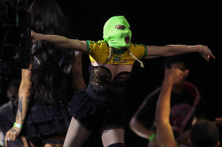 Madonna rehearses one day before her concert in Copacabana beach, in Rio de Janeiro