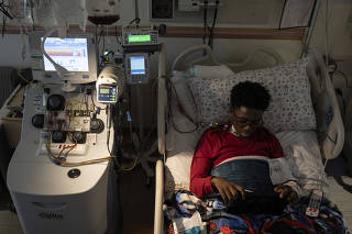 Kendric Cromer, 12, the first commercial patient for Bluebird Bio's gene therapy to cure his sickle cell disease, begins his treatment at Children's National Hospital in Washington, May 1, 2024. (Kenny Holston/The New York Times)