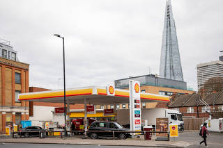 A Shell gas station in London, March 1, 2023. (Sam Bush/The New York Times)