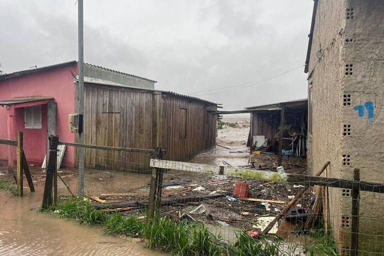 Prefeita de Pelotas orienta moradores a deixarem suas casas diante de risco de enchente