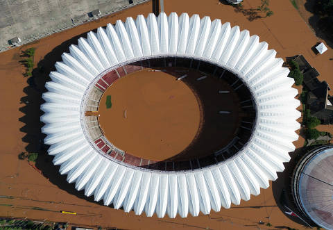 A drone view of the flooded Beira-Rio stadium home of the Sport Club Internacional in Porto Alegre, Rio Grande do Sul, Brazil, May 7, 2024. REUTERS/Diego Vara ORG XMIT: PPPBRA01