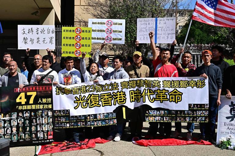 Justiça de Hong Kong censura hino pró-democracia, em nova vitória para a China
