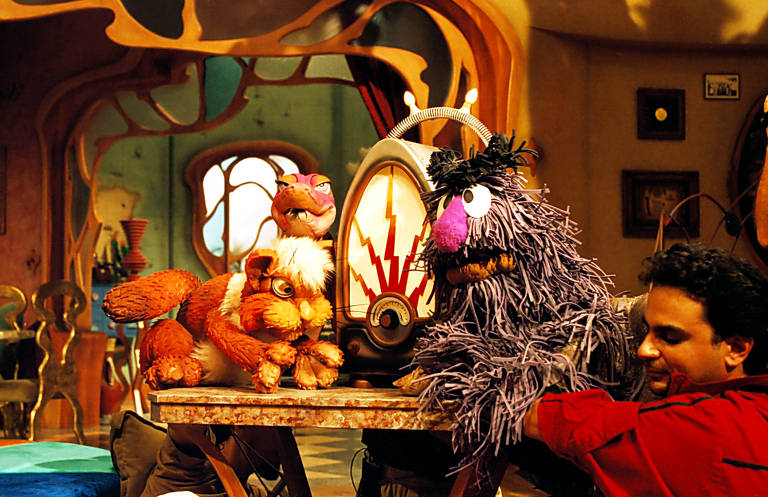 Gato Pintado, Celeste e Mau, manipulado por técnico