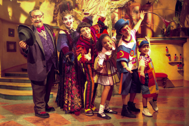 Elenco principal do programa