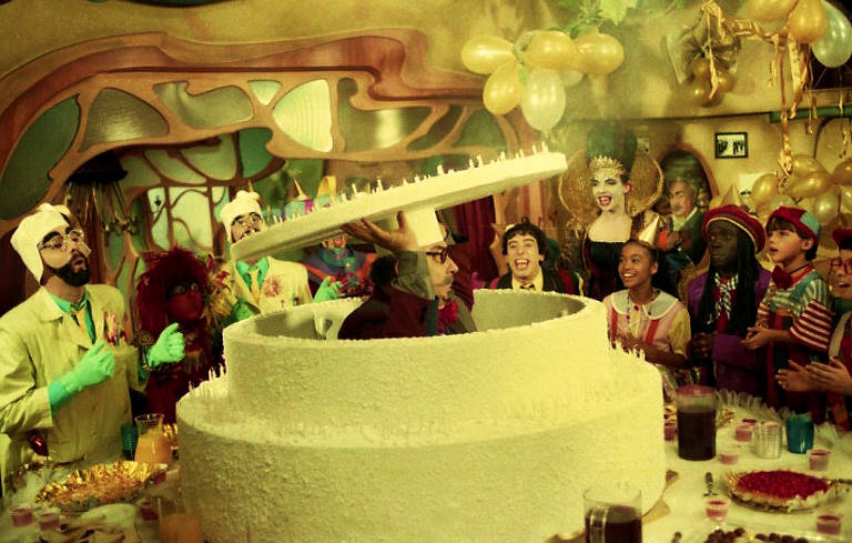 Cena do Castelo Rá-Tim-Bum