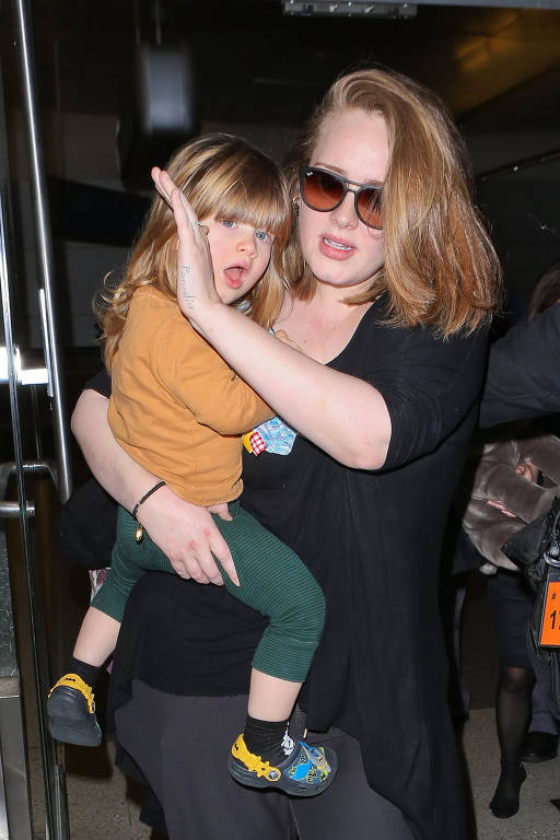 Adele com o filho Angelo