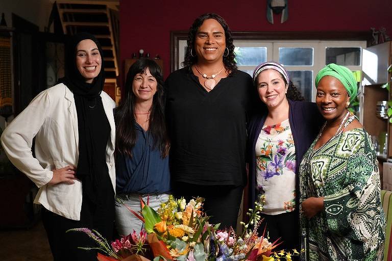 5 mulheres personagens do documentário Elas Divinas