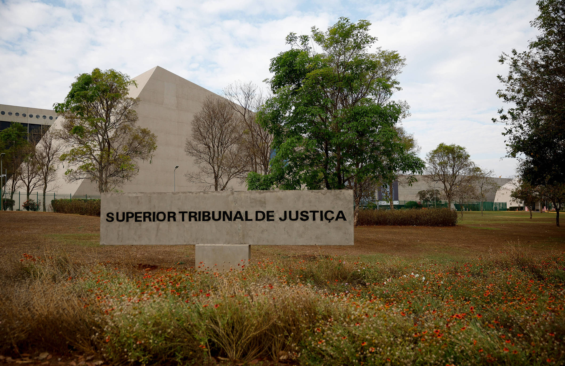Saiba quais são os obstáculos para indicar mulheres ao STJ