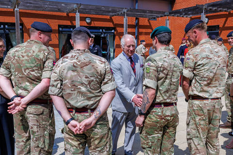 Britain's King Charles visits the 3 Royal School of Military Engineering (RSME), the training base for the Army's Royal Engineers, in Minley, Britain, May 9, 2024.  Jonathan Buckmaster/Pool via REUTERS ORG XMIT: POOL