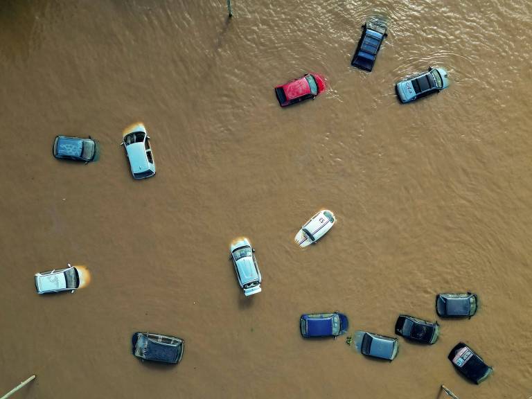 Veja imagens das enchentes no Sul nesta quinta-feira (9)