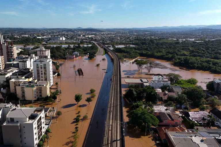Região central de São Leopoldo, município da região metropolitana de Porto Alegre, completamente alagada