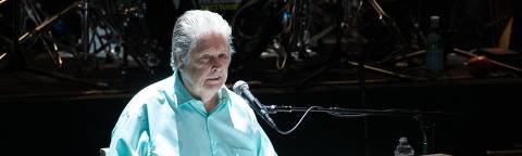 (FILES) Brian Wilson, leader and co-founder of the rock band the Beach Boys, performs on the  Pet Sounds: The Final Performances Tour at ACL Live on May 13, 2017 in Austin, Texas. Beach Boys founder Brian Wilson is suffering from dementia and his family wishes to place him under the guardianship of his agents following the recent death of his wife, several US media revealed on February 16.
The 81-year-old musician, whose band produced the soundtrack to the Californian myth of the sixties, has been 