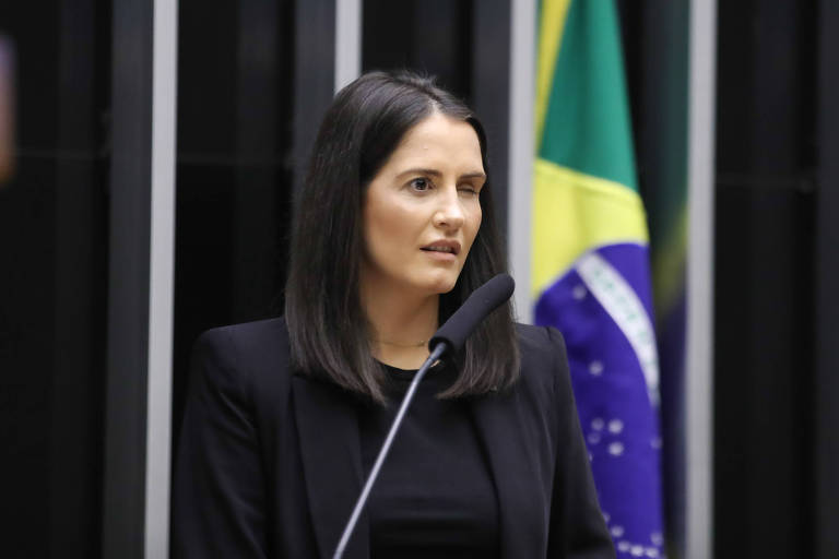 A deputada federal Amália Barros (PL-MT), vice-presidente do PL mulher, em sessão da Câmara dos Deputados, em Brasília