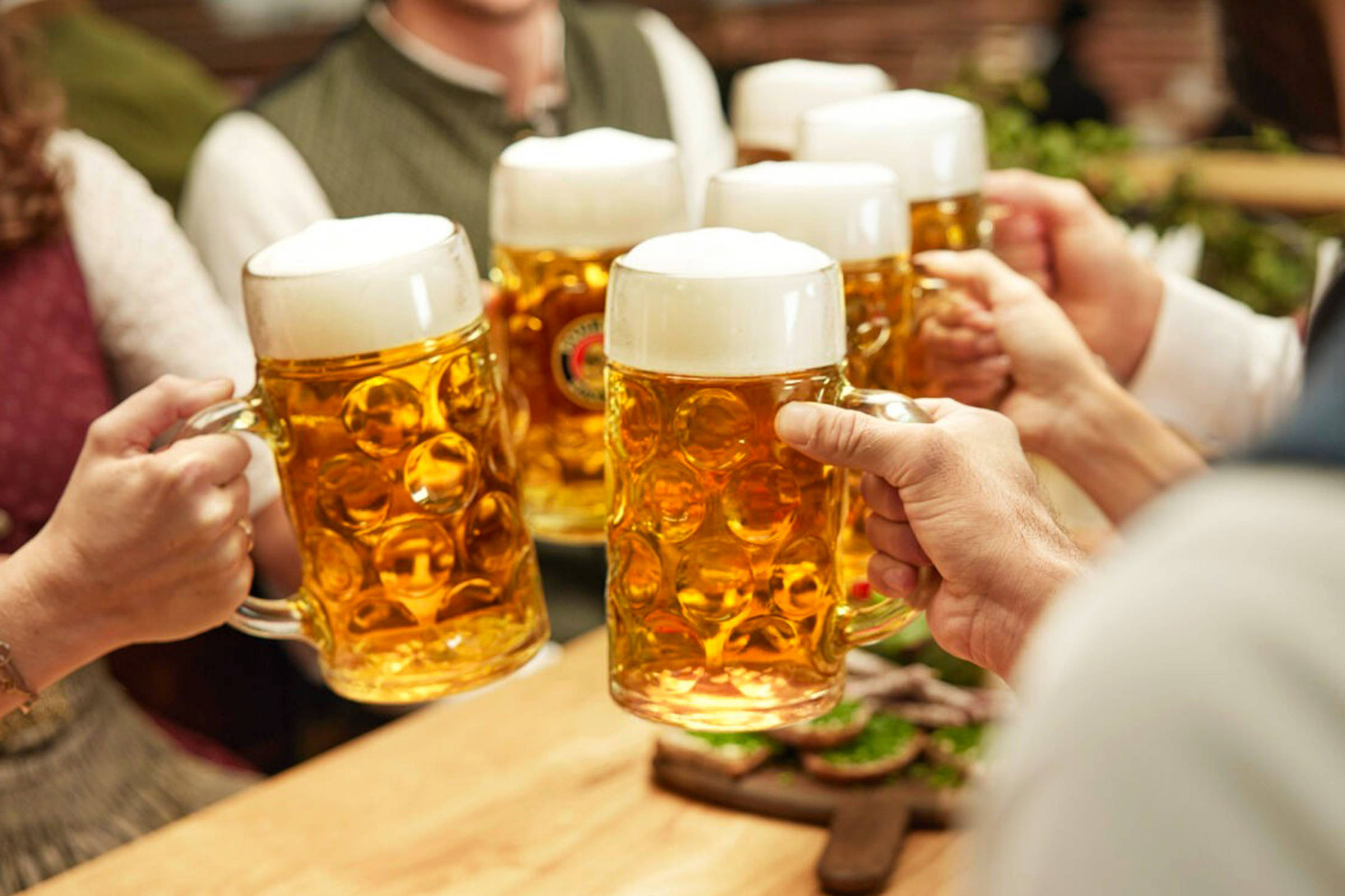 Clube Pinheiros abriga Oktoberfest com cerveja oficial de Munique