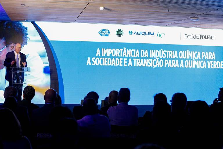 Caminhos para fortalecer a indústria química brasileira
