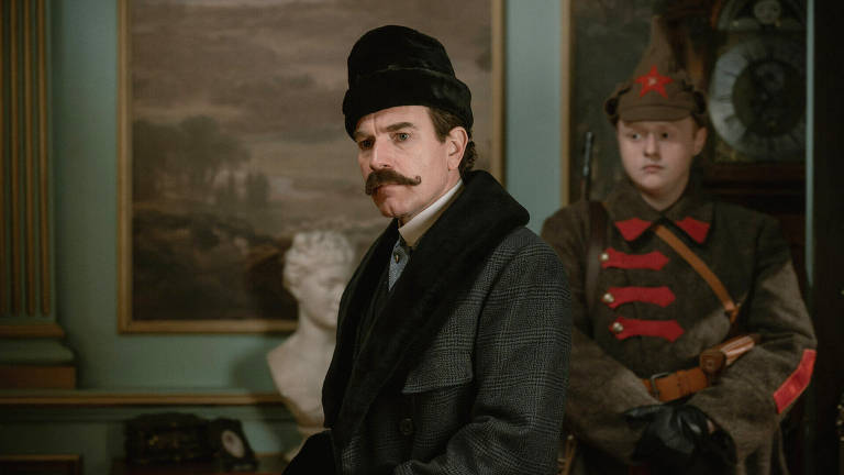 Imagens da série Um Cavalheiro em Moscou (1ª temporada)