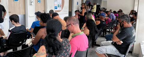 Espera no Hospital da Brasilândia, na zona norte de São Paulo
