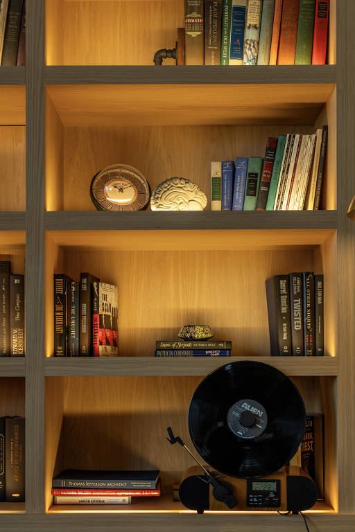 Trilha sonora do filme 'Alien' na biblioteca da OpenAI