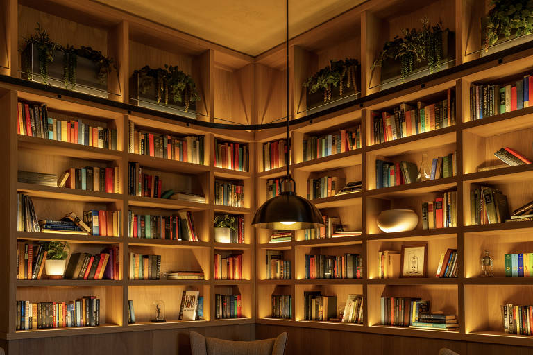 Biblioteca da sede da OpenAI, em San Francisco, nos EUA