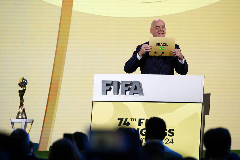 Presidente da Gianni Infantino revela vitória do Brasil para sediar a Copa do Mundo feminina 2027