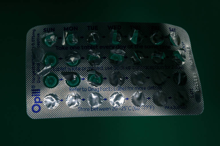 Efeitos da pílula anticoncepcional podem ser desgastantes, mas abandoná-las em massa não é recomendado