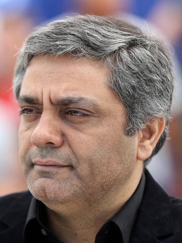 (FILES) Iranian director Mohammad Rasoulof poses on May 19, 2017 during a photocall for the film 'Lerd' (A Man of Integrity) at the 70th edition of the Cannes Film Festival in Cannes, southern France. An Iranian court has sentenced the prominent filmmaker Rasoulof to jail time for 