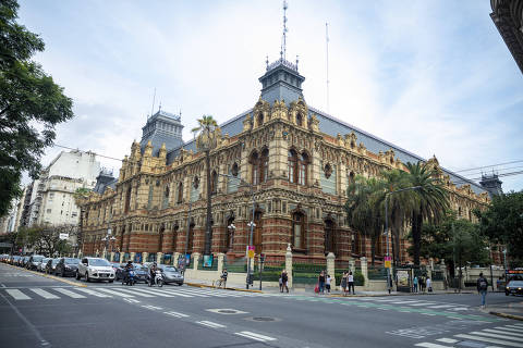 O Palácio de Águas Corrientes, no bairro da Balvanera, em Buenos Aires