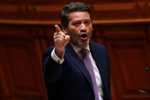 FILE PHOTO: Portuguese far-right political party Chega leader Andre Ventura speaks during a debate on the new government programme at the Portuguese parliament, in Lisbon, Portugal, April 11, 2024. REUTERS/Pedro Nunes/File Photo ORG XMIT: FW1