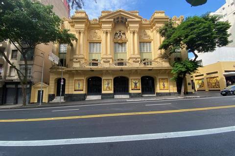 Fachada do teatro Renault, antigo Paramount: shows antológicos da Bossa Nova