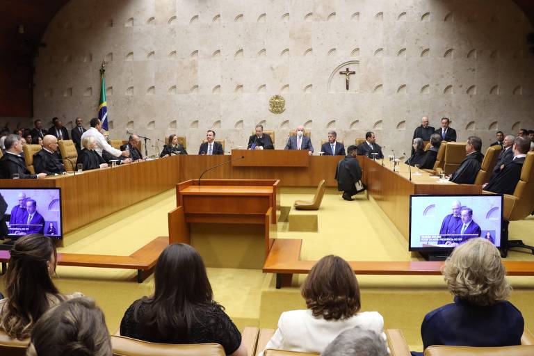 Ministros do STF (Supremo Tribunal Federal) em sessão no plenário da corte, em Brasília