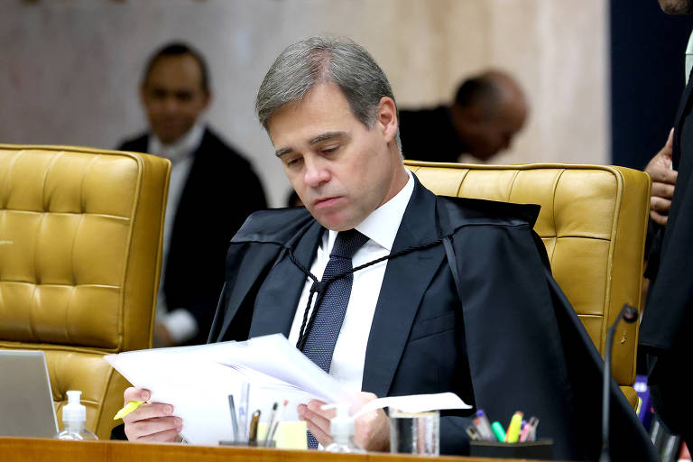 Outra nomeação de Bolsonaro, André Mendonça atingirá a idade compulsória do STF em dezembro de 2047; ele foi indicado em 2021