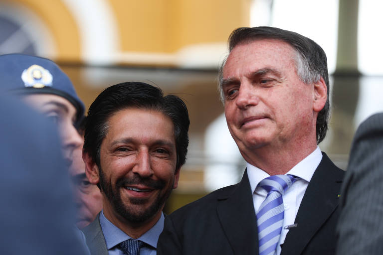 Outro ponto de atenção é o quanto o apoio do ex-presidente Jair Bolsonaro (PL) pode atrapalhar ou ajudar com o eleitorado; até agora, a aliança de Nunes com o ex-presidente foi essencial para impedir o lançamento de outro candidato à direita