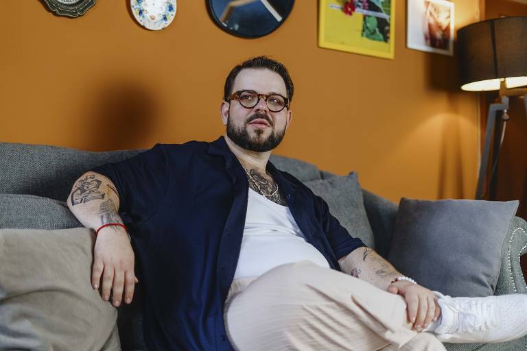 Caio Revela é um dos principais nomes do body positive no Brasil; o movimento defende a aceitação de todos os tipos e características de corpos e atingiu seu ápice na época da pandemia