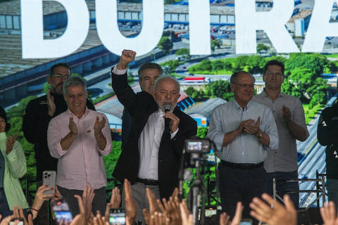 SAO PAULO - SP - 25/05/2024 - PODER - O Presidente Lula inaugura trecho da Rodovia Presidente Dutra.  Foto Marlene Bergamo/ Folhapress - 0117