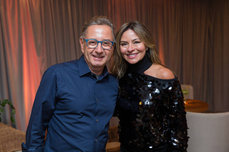 Empresários Marcelo Abrão e Marcela Crespi realizam jantar para o cantor Andrea Bocelli