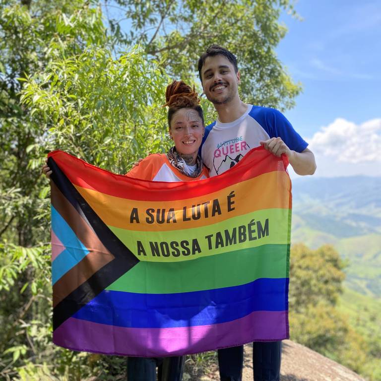 Nágila Oliveira e Lucas Diniz, criadores da Altitude Queer, que foca a diversidade LGBTQIA+ nos esportes outdoor