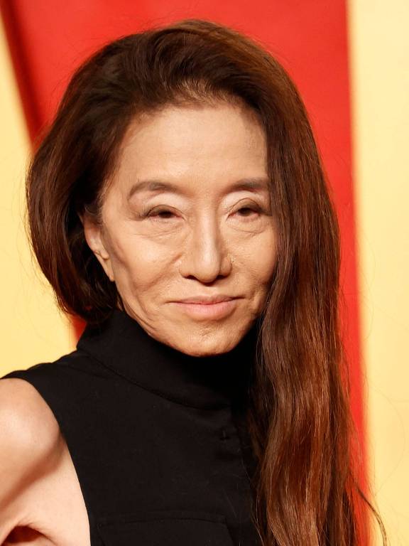 A estilista norte-americana Vera Wang participa da festa do Oscar da Vanity Fair no Wallis Annenberg Center for the Performing Arts em Beverly Hills, Califórnia