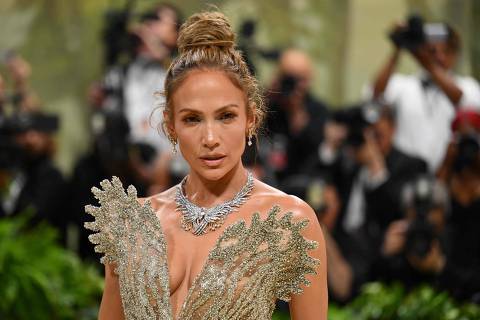 US singer and actress Jennifer Lopez arrives for the 2024 Met Gala at the Metropolitan Museum of Art on May 6, 2024, in New York. The Gala raises money for the Metropolitan Museum of Art's Costume Institute. The Gala's 2024 theme is Sleeping Beauties: Reawakening Fashion. (Photo by Angela WEISS / AFP)