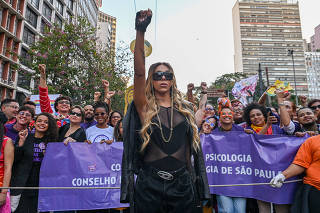 Marcha da 22° Caminhada de Mulheres Lesbicas e Bissexuais de São Paulo