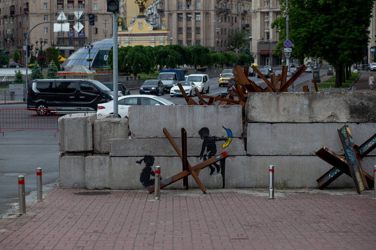 Grafite de Banksy em Kiev, na Ucrânia