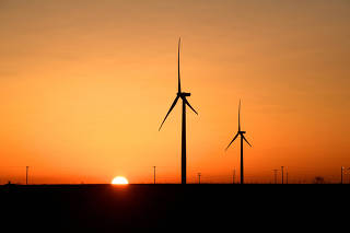 FILE PHOTO: Texas set to smash clean and dirty power output records in 2024: Maguire