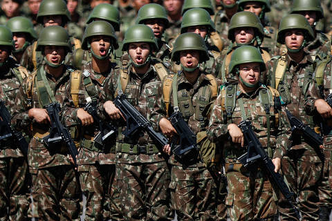 Exército gasta R$ 20 milhões por ano com pensão de 238 'mortos fictícios'