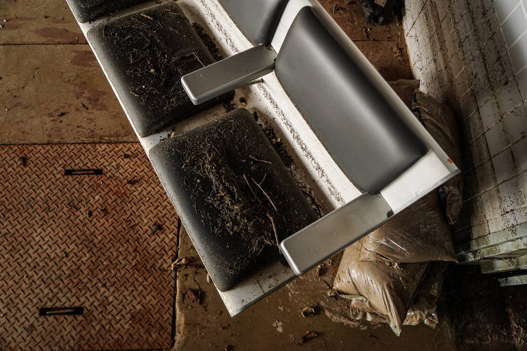 Aeroporto Internacional Salgado Filho foi afetado pelas enchentes em Porto Alegre