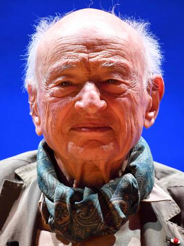 French philosopher and sociologist Edgar Morin is seen at Unesco headquarters ahead of a ceremony marking his 100h anniversary, on July 2, 2021 in Paris. (Photo by Bertrand GUAY / AFP)