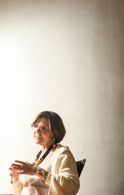 A educadora defende, abertamente, a taxação dos super-ricos. "Isso é uma causa que eu estou querendo puxar. Eu não fico em um discurso vazio", diz